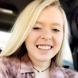 Meet your Posher, Brittney